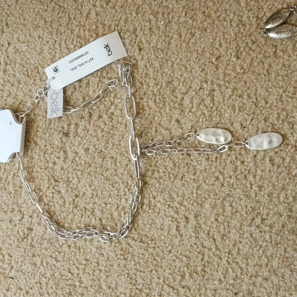 New with Tags Belk Silver Necklace with Encouraging Words Bracelet - Picture 3 of 3